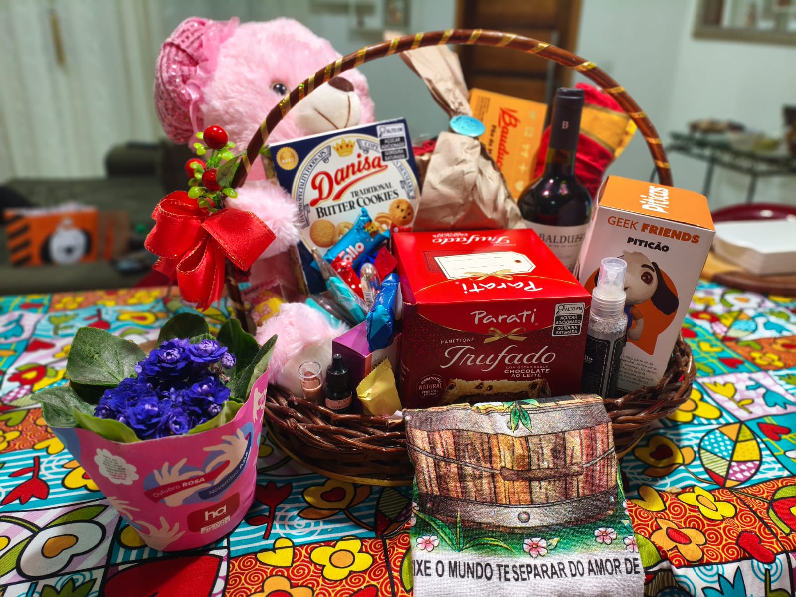 Rifa de Natal para ajudar o Projeto Cão Comunitário da UEPG 