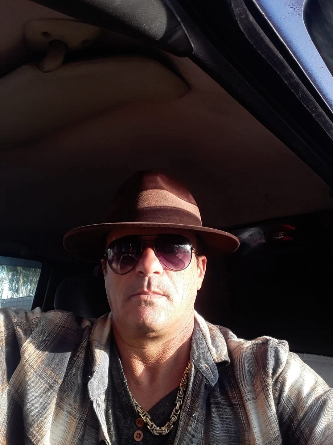 RIFA SOLIDÁRIA  CIRURGIA NO OLHO