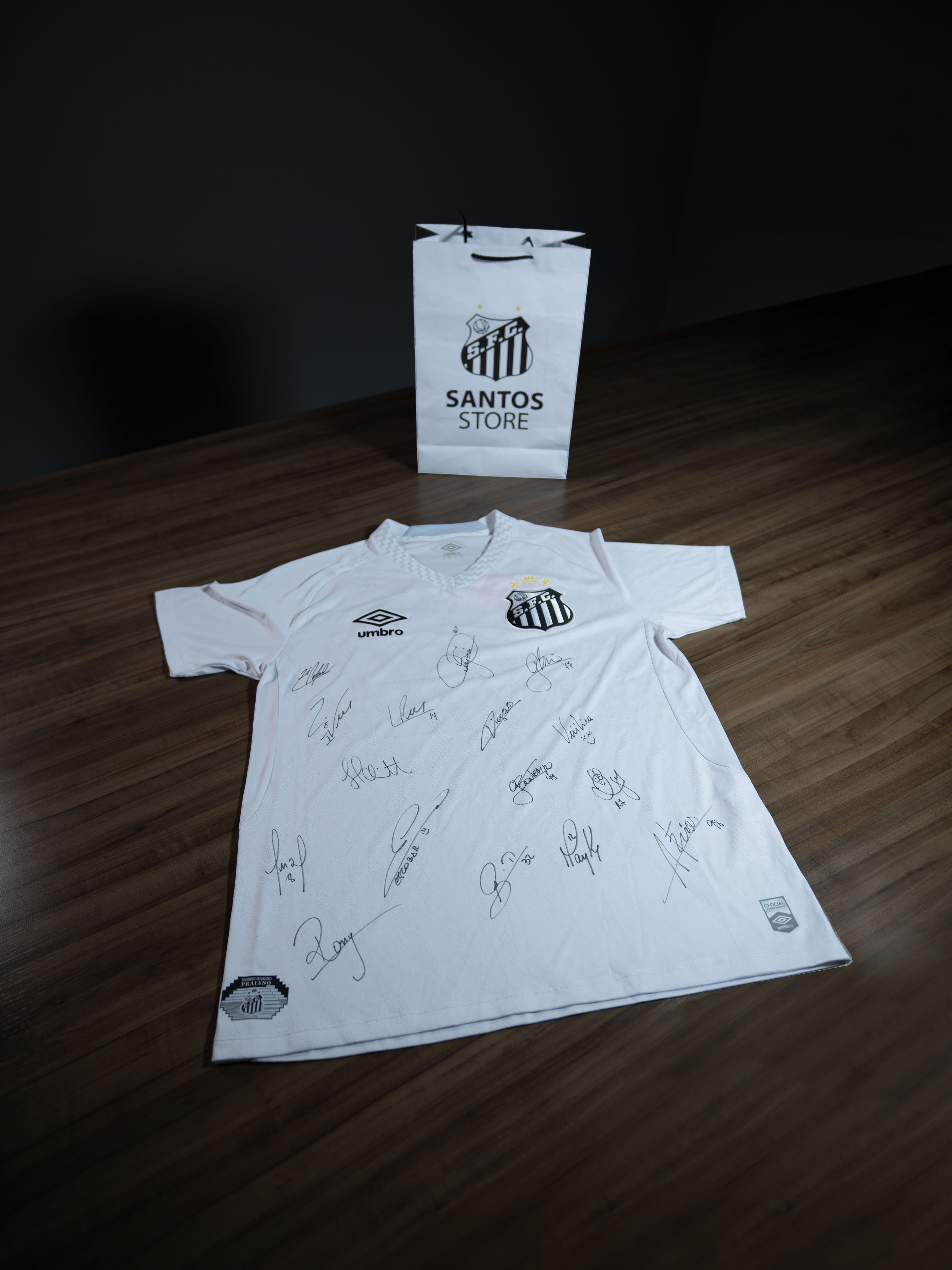 Ajude a apae sinop e concorra a uma camisa autografada pelo neymar jr e atletas do santos fc