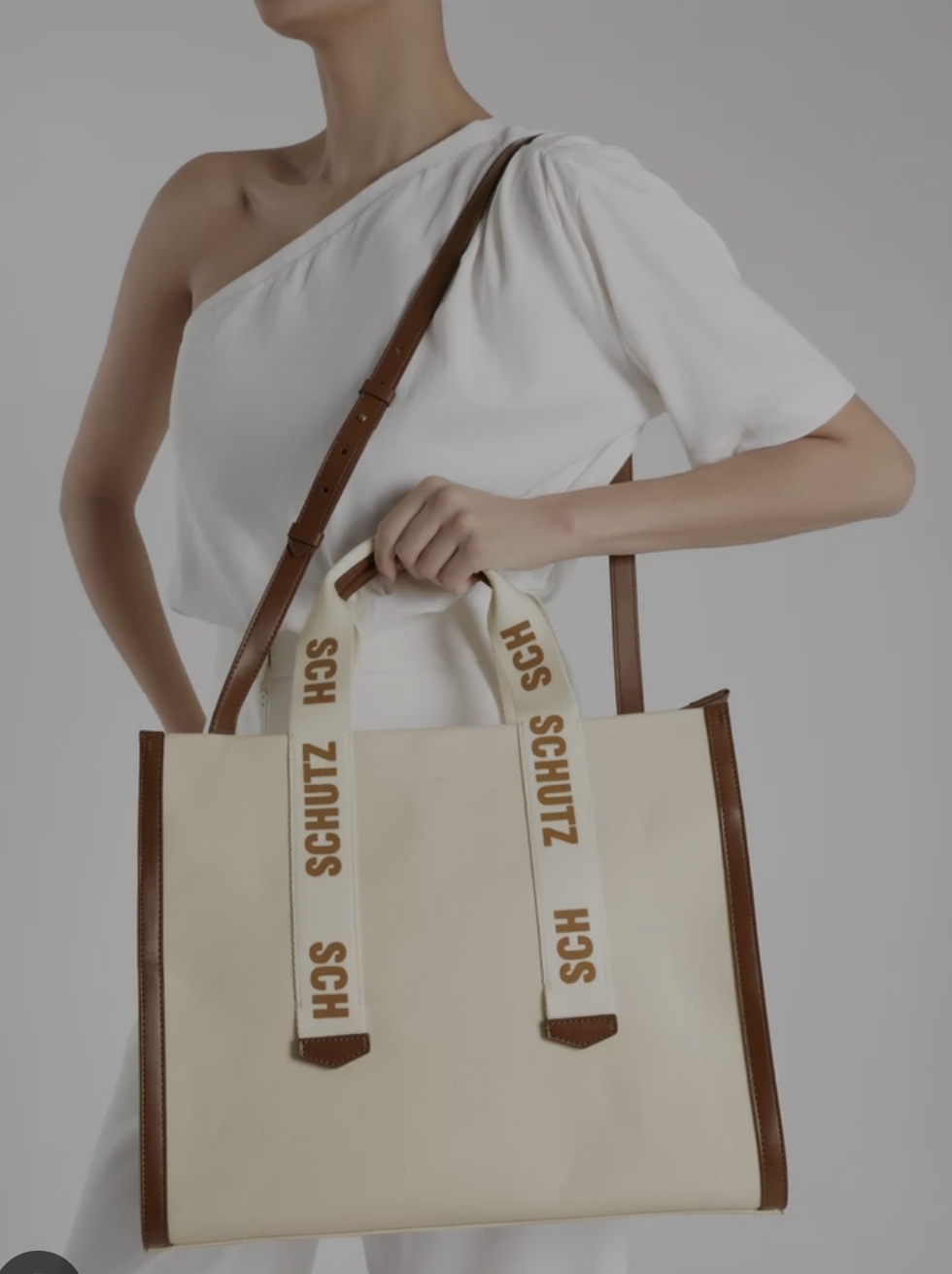 Rifando uma bolsa Schutz nova para recomeçar